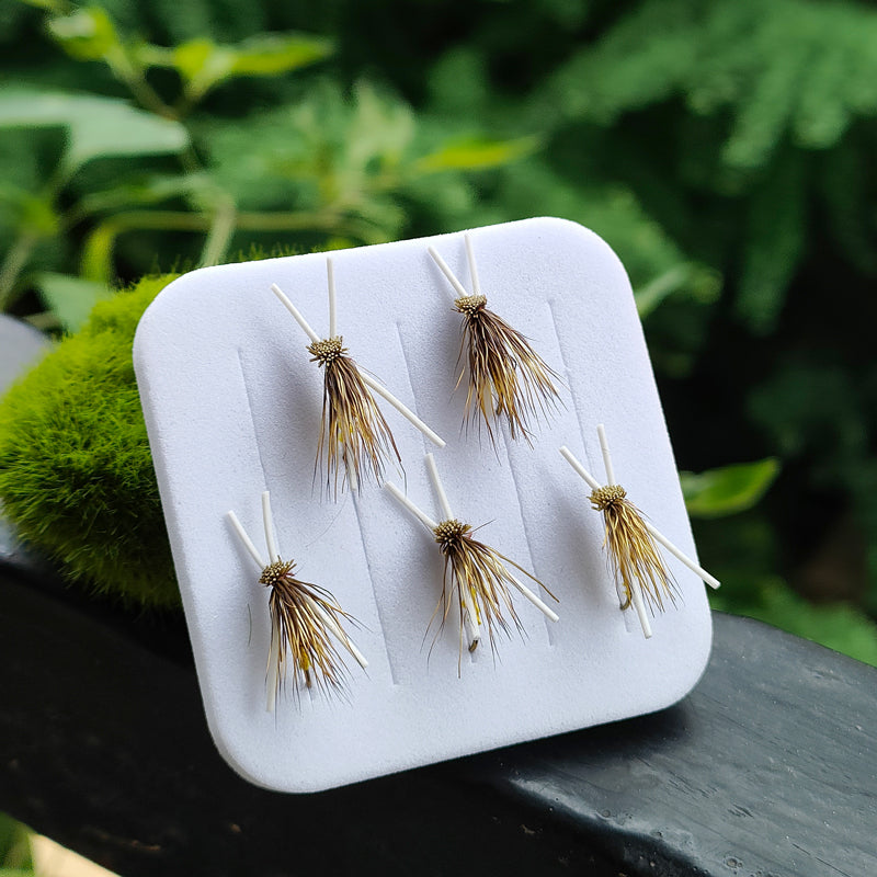 Dry Floating Hackle Fly with Silicone Legs for Trout and Tarpon Fishing Fishing Lures